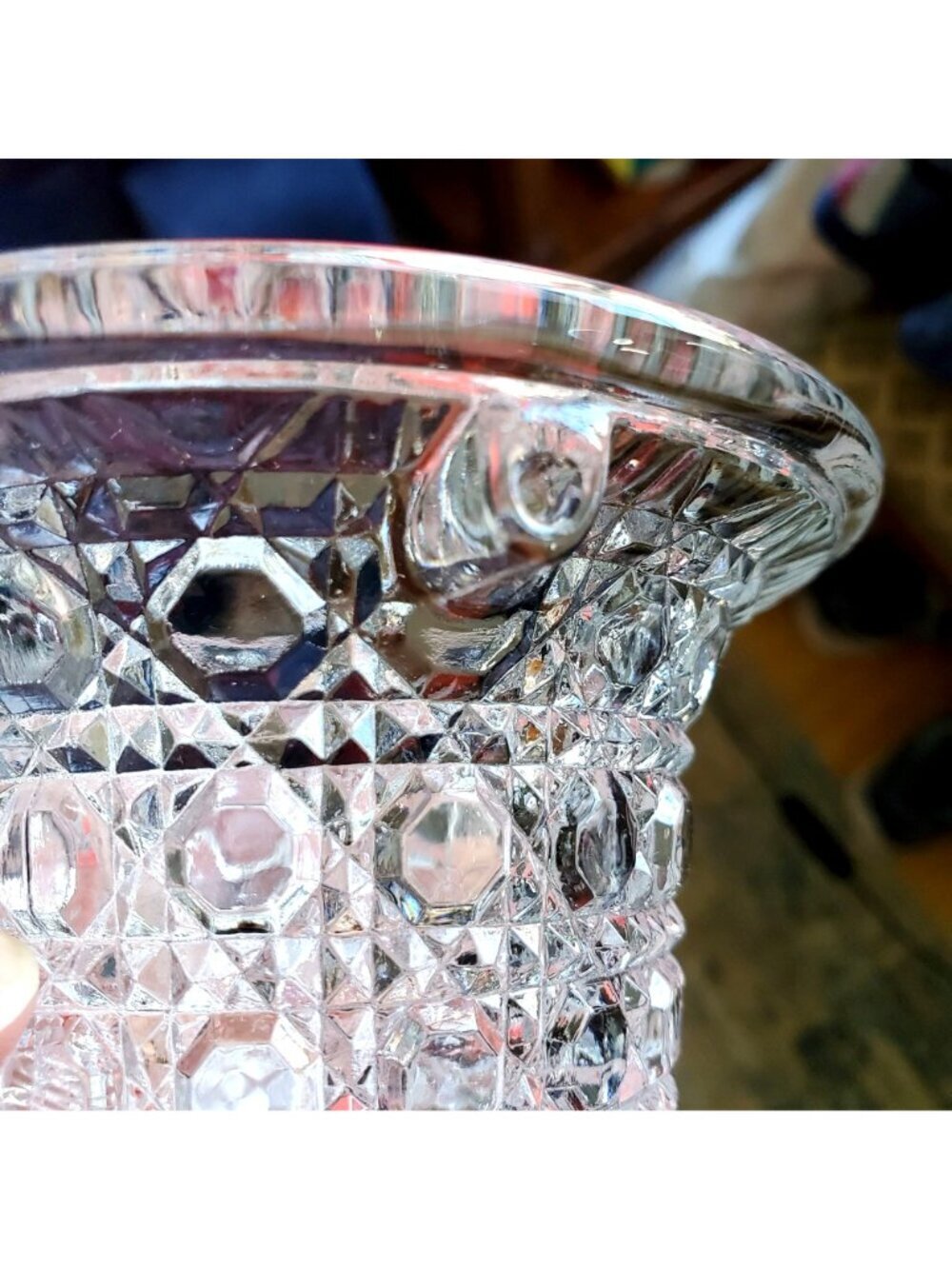 VTG GLOWS Avon Fostoria Exclusive Glass Basket 1970s GLOWS Missing handle - Picture 13 of 13